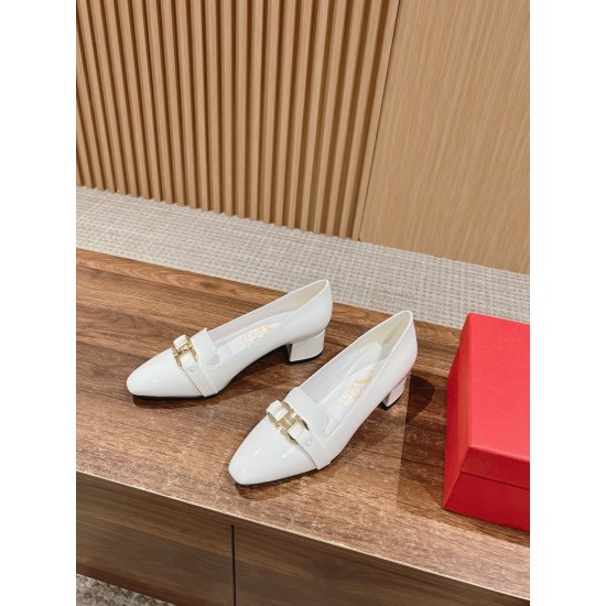 sandal