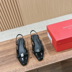sandal