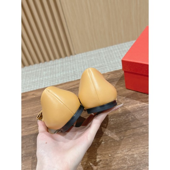 sandal