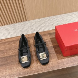sandal