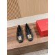 sandal