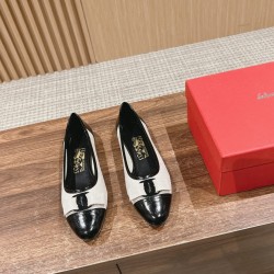 sandal