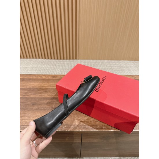 sandal