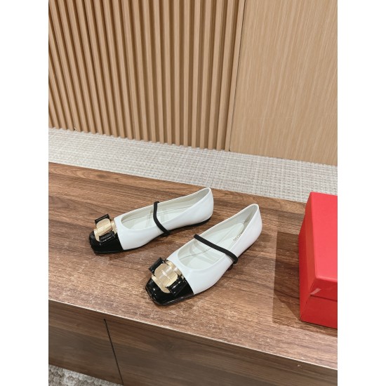 sandal