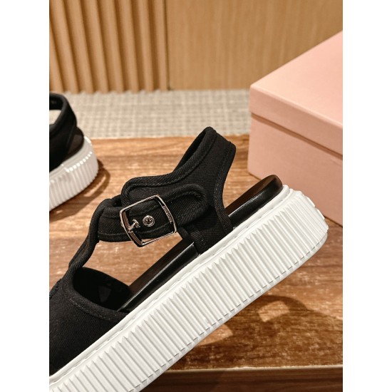 MIUMIU sneakers