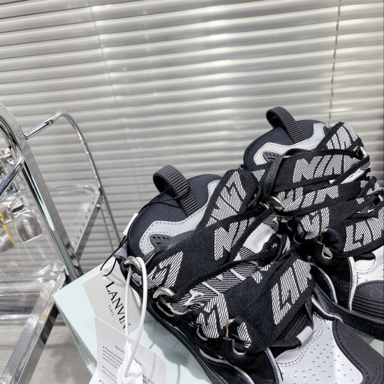 Bruno Sialelli sneakers