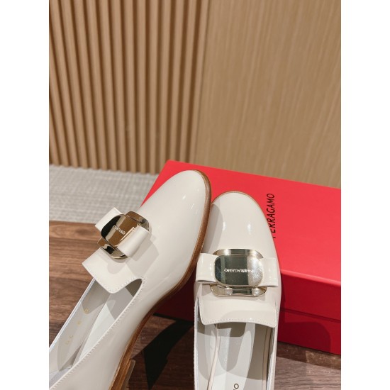 sandal