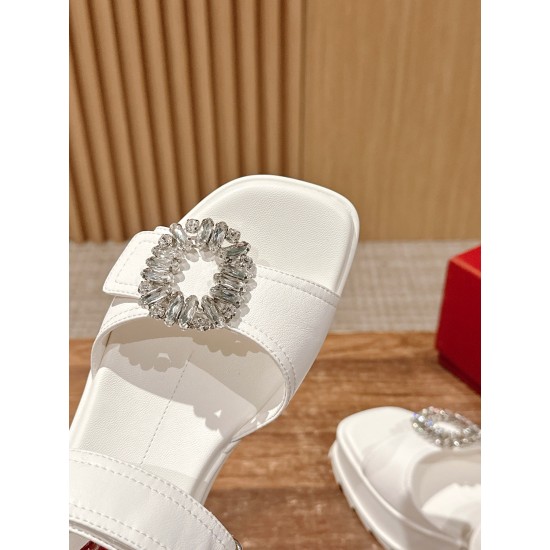 sandal