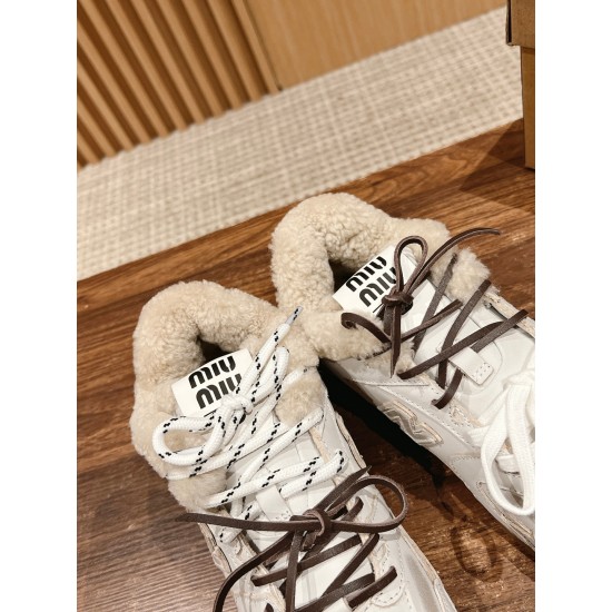 MIUMIU sneakers