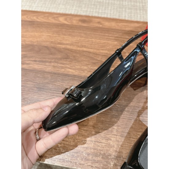 sandal