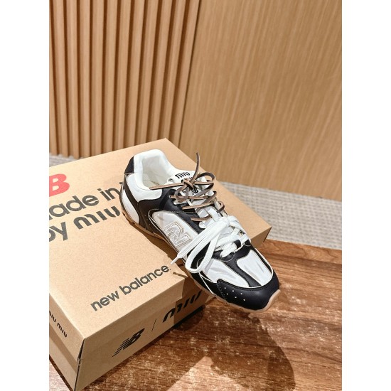 MIUMIU sneakers