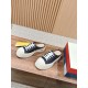 slippers slippers