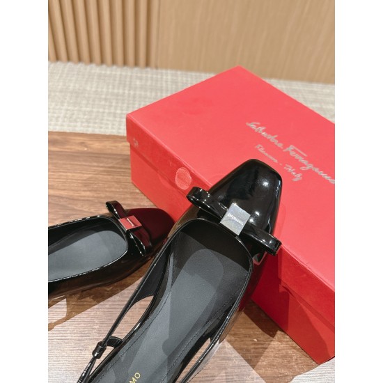 sandal