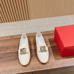 sandal