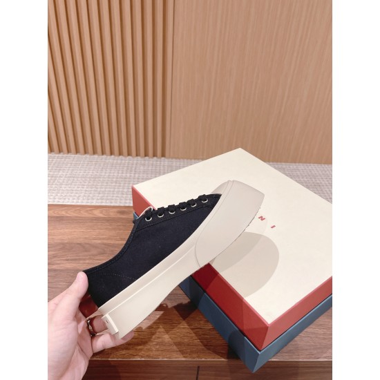 sneakers sneakers
