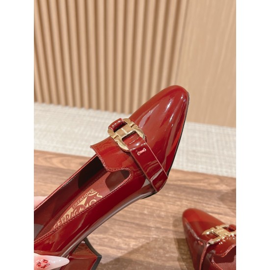sandal