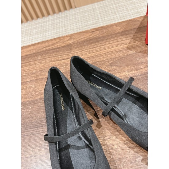 sandal