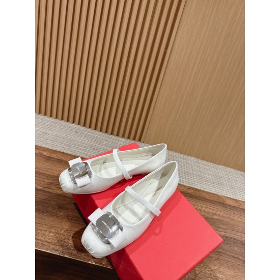 sandal