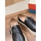sneakers sneakers