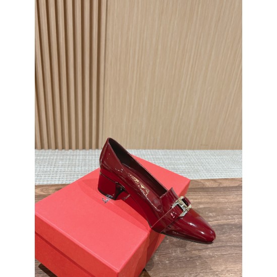 sandal