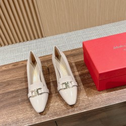 sandal