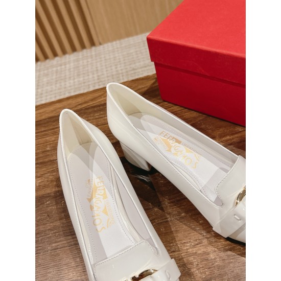 sandal