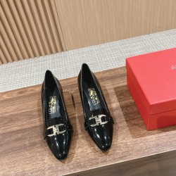sandal