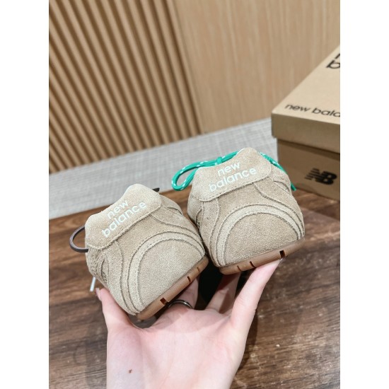 MIUMIU sneakers