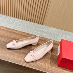 sandal