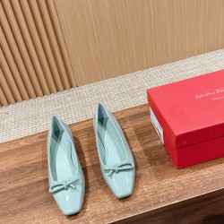 sandal