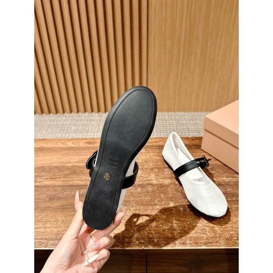 MIUMIU sneakers