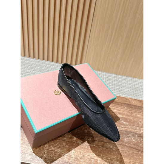sandal
