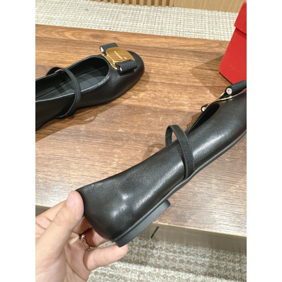 sandal