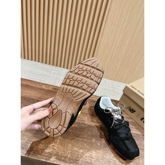 MIUMIU sneakers
