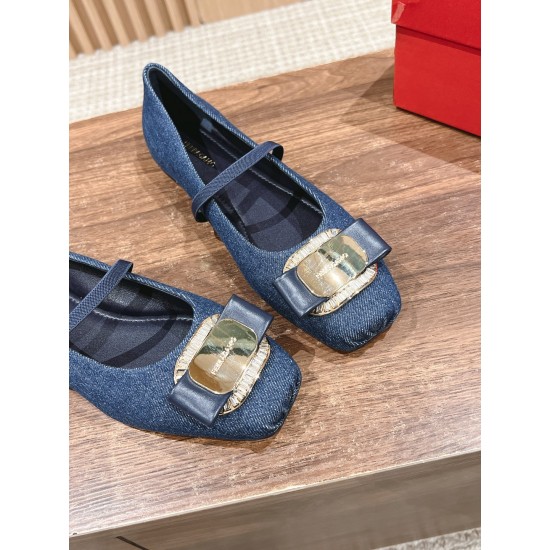 sandal