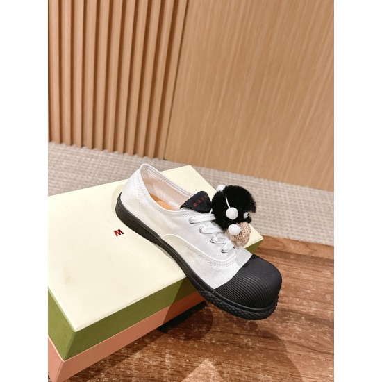 sneakers sneakers