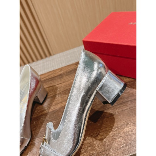sandal