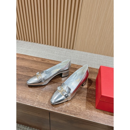 sandal
