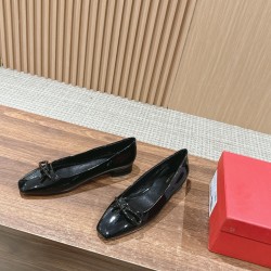 sandal
