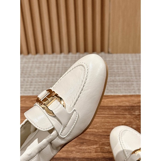 sandal