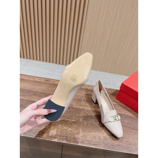 sandal