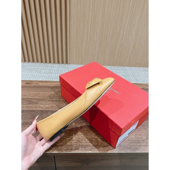sandal