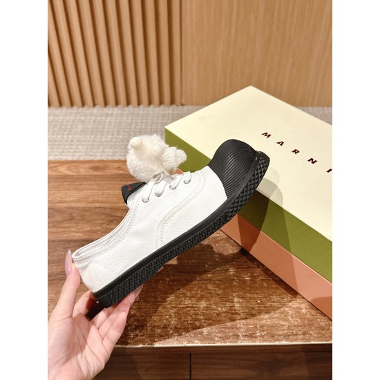 sneakers sneakers