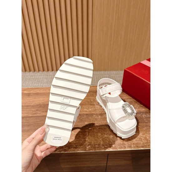 sandal