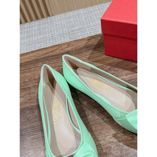 sandal