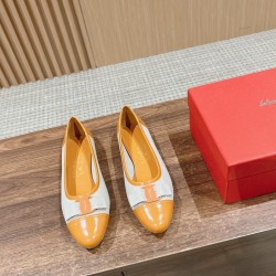 sandal