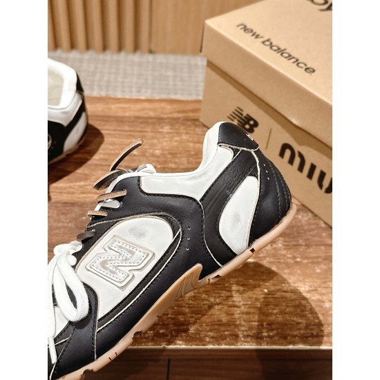 MIUMIU sneakers