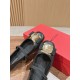 sandal