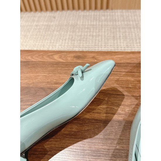sandal