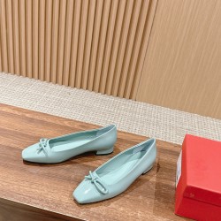 sandal